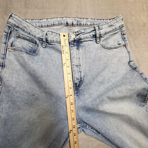 Old Navy Jeans Womens 16 Blue Light Wash Higher High-Rise Flare Raw Hem Stretch - Picture 7 of 10